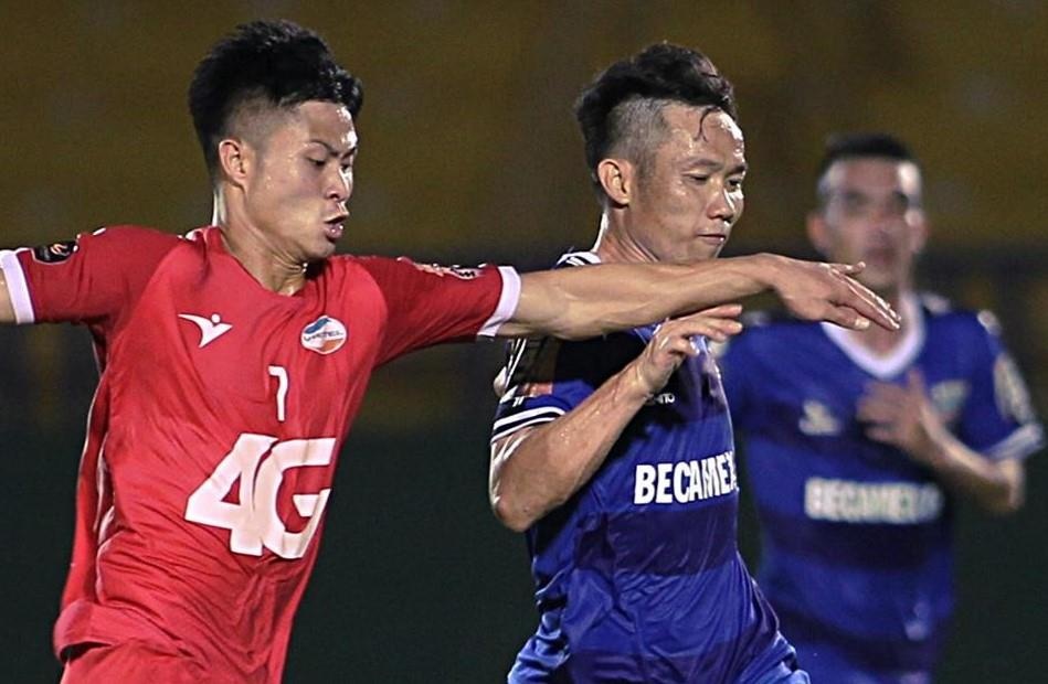 CLB Viettel va Binh Duong co the da lai vi sai sot cua trong tai hinh anh