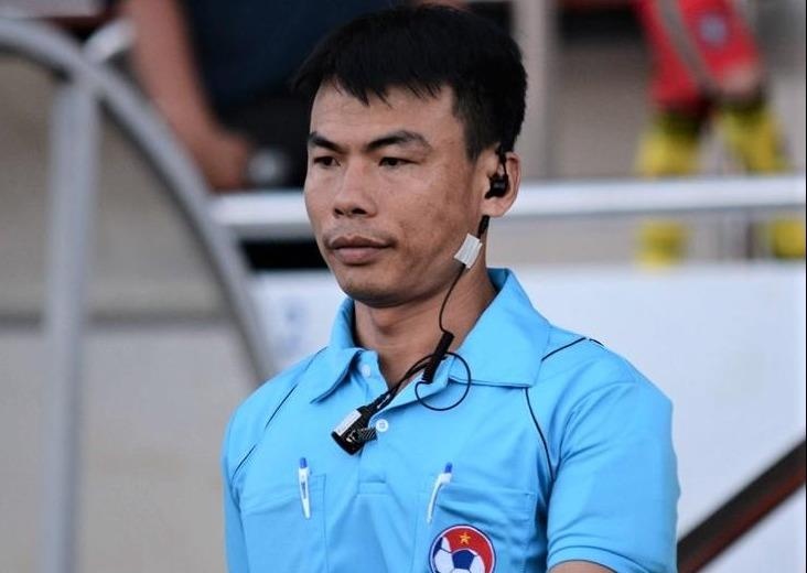 To trong tai FIFA bi CLB Binh Duong de xuat treo coi vinh vien hinh anh