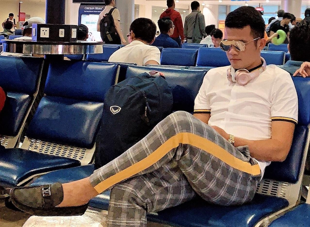 Ong Park cho Ngo Hoang Thinh ve que duong benh hinh anh