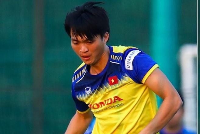 Tuan Anh nhan tin dong vien tan binh bi HLV Park loai hinh anh