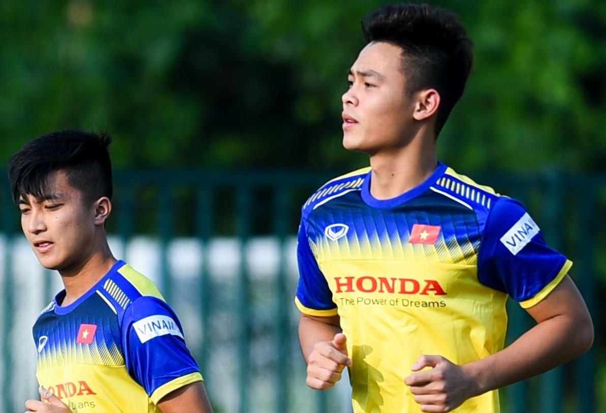 Ly do doi truong U22 Viet Nam khong du hop bao voi UAE hinh anh