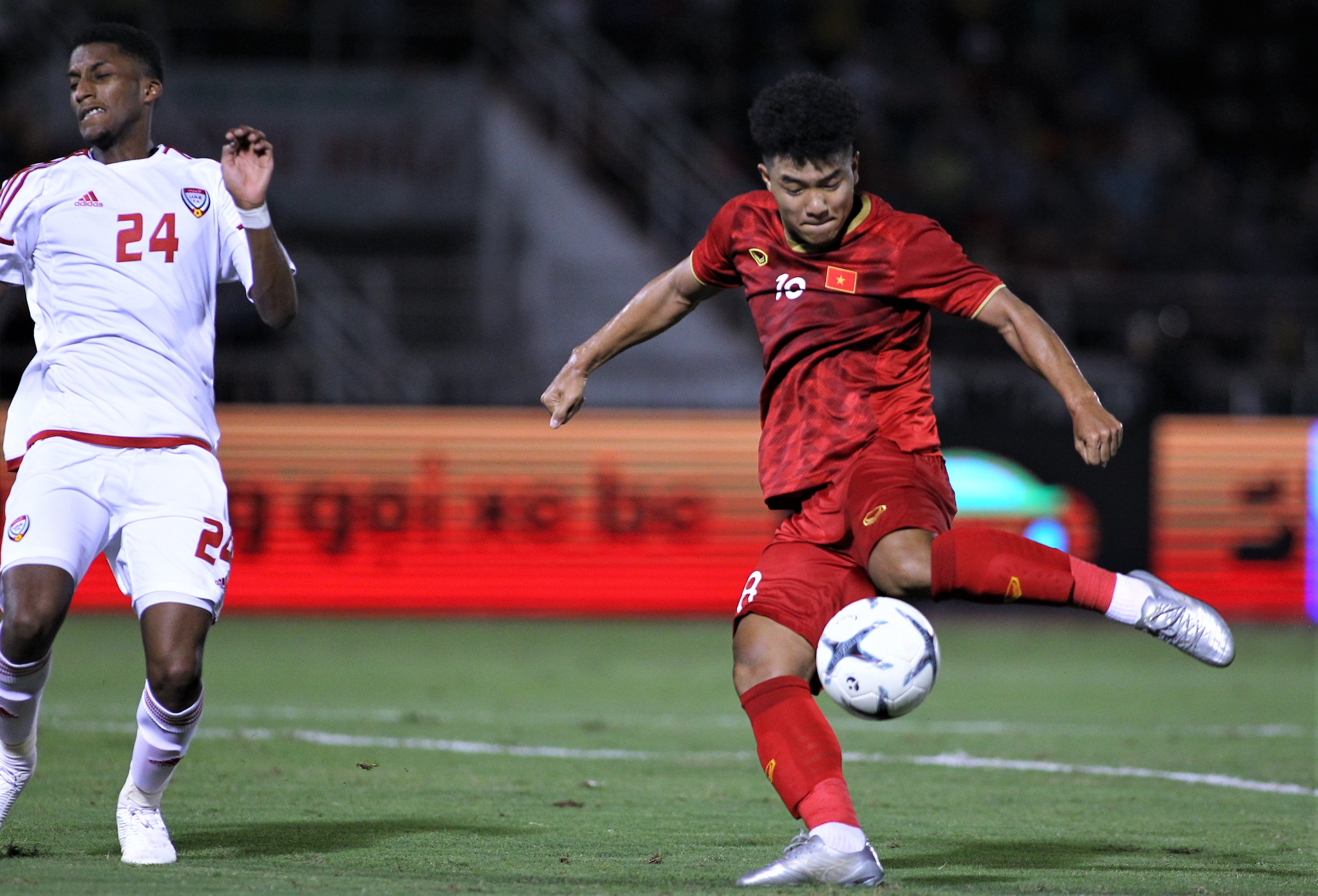 ha duc chinh toa sang anh 4