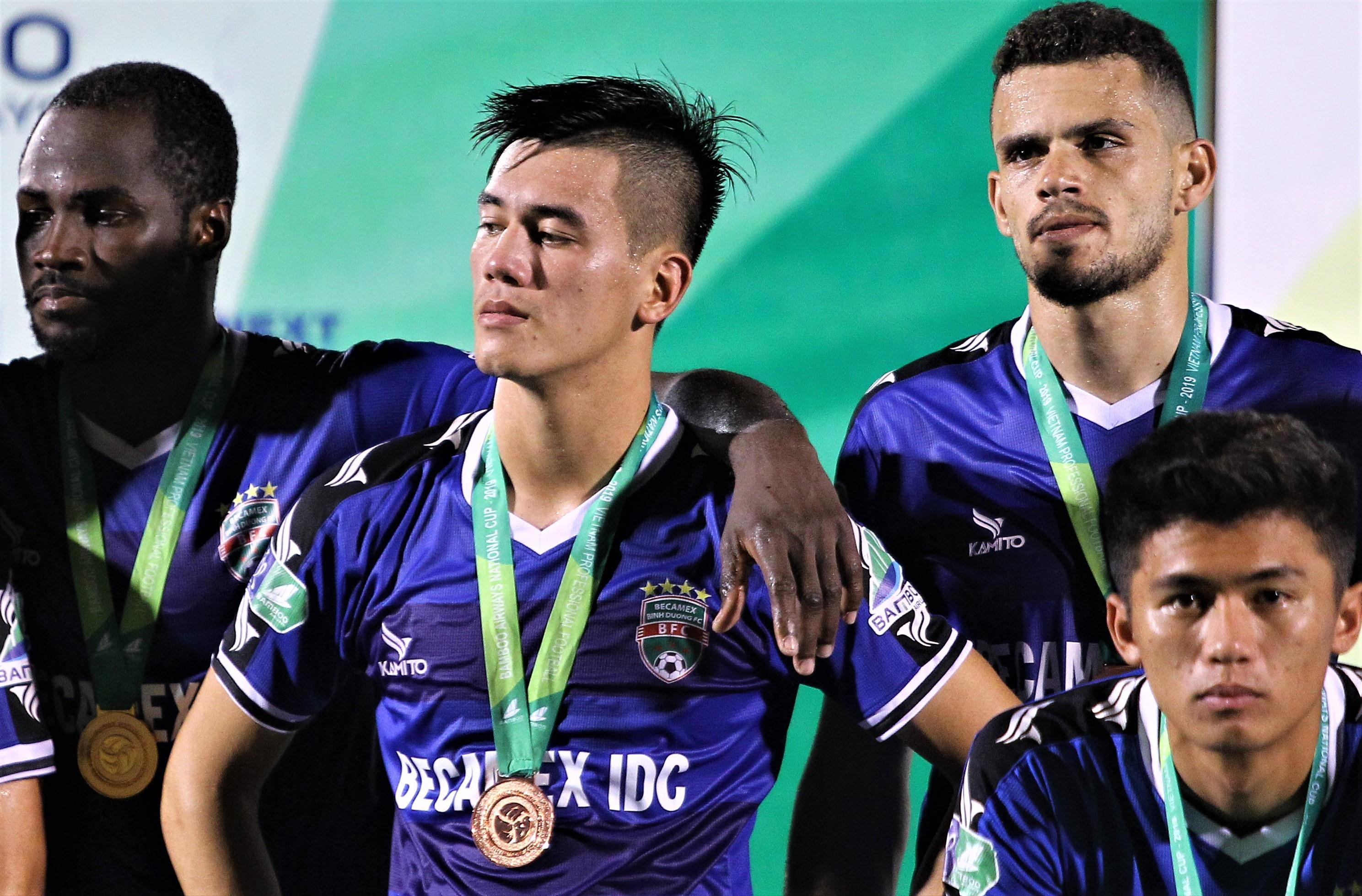 Tuyen thu Viet Nam bien Binh Duong thanh cuu vuong cup quoc gia hinh anh