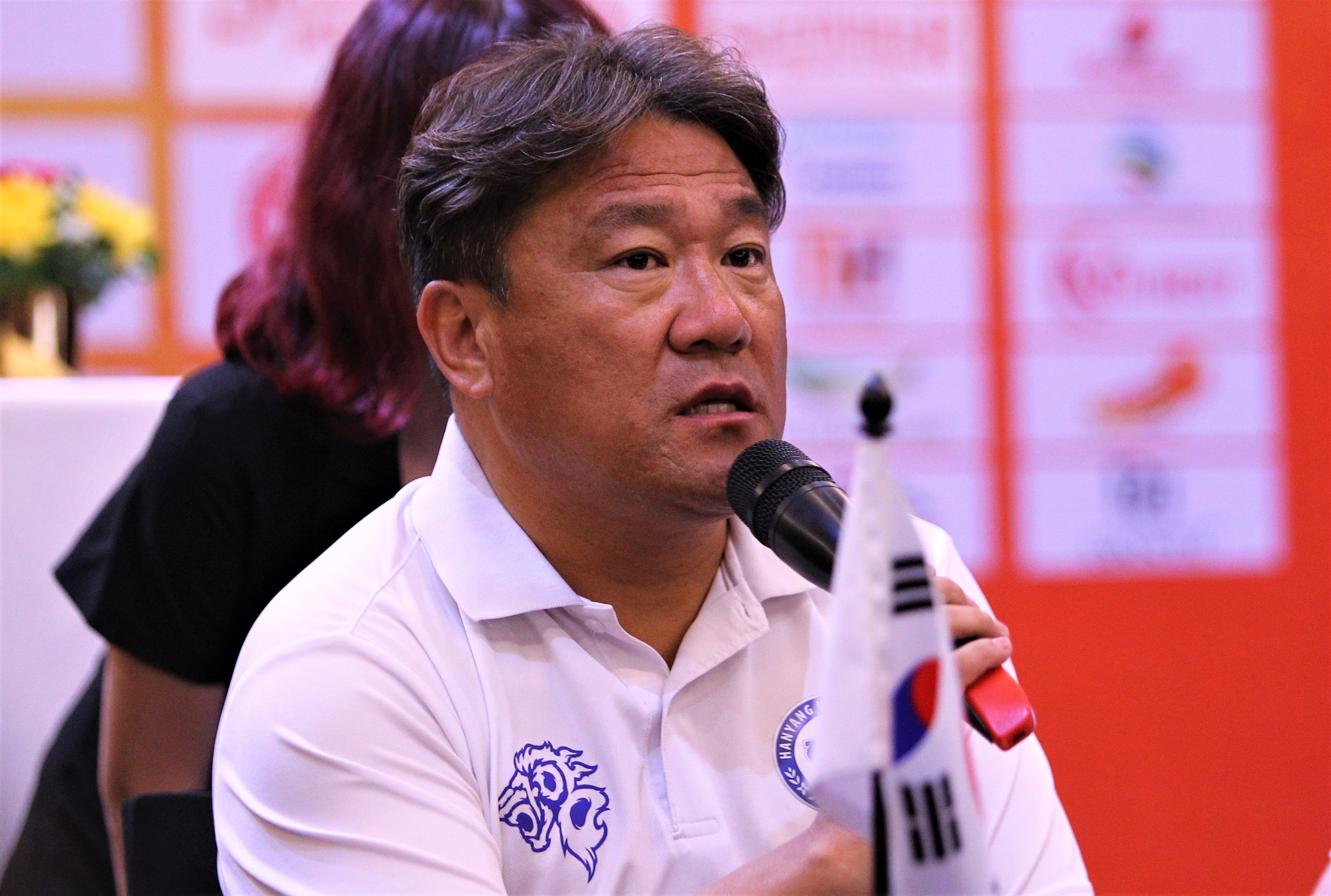 dau due park hang seo anh 1