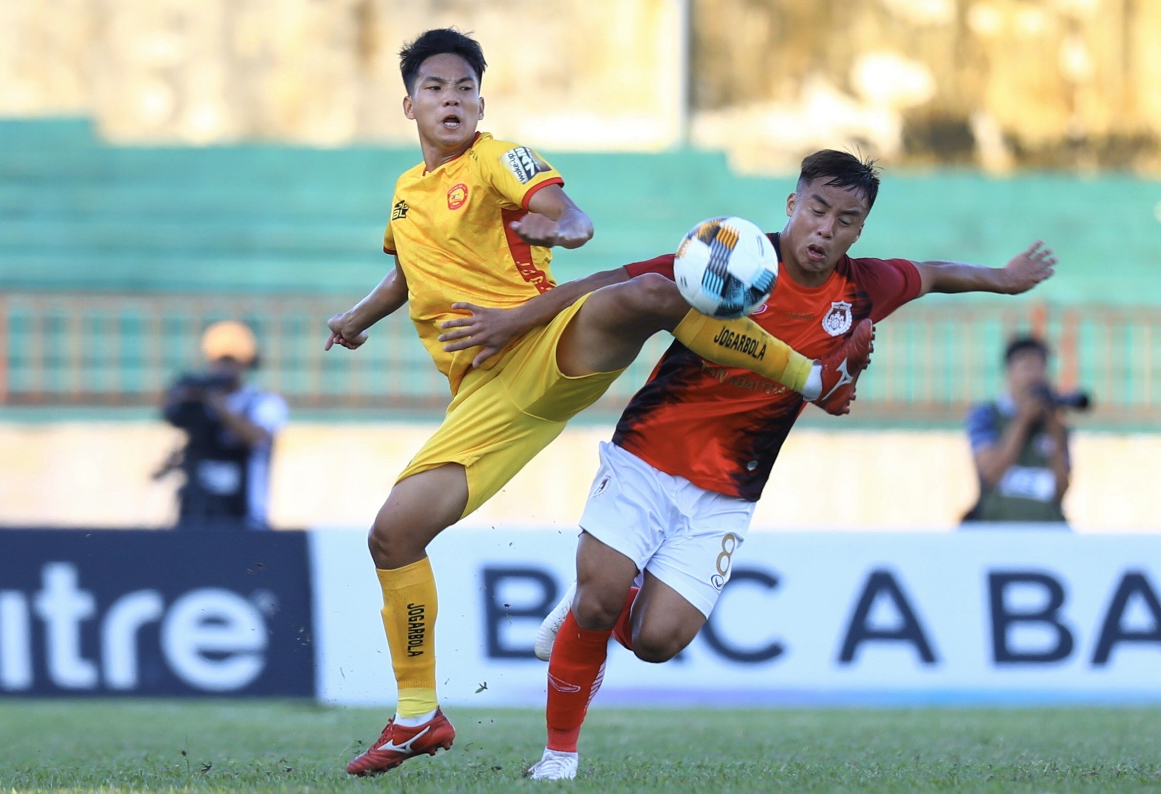 trợ lý trọng tài fifa ảnh 1 tro ly trong tai fifa anh 1