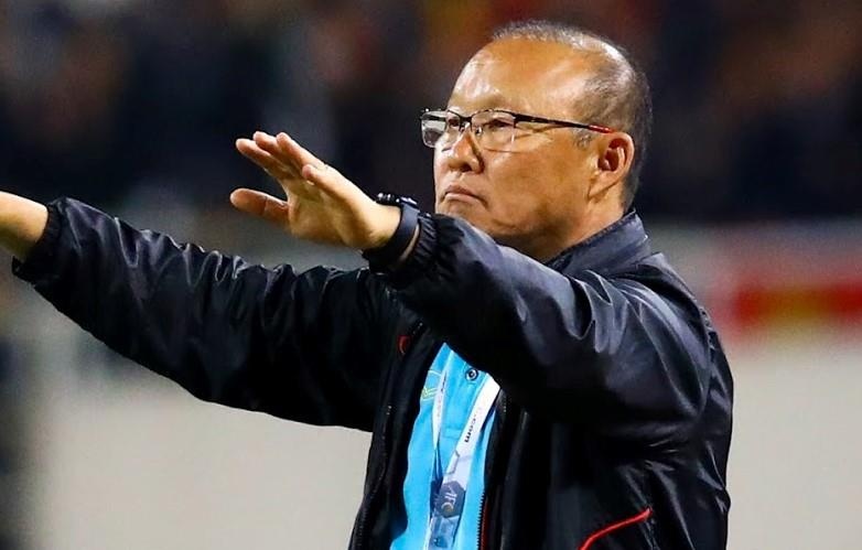 VFF, ong Park co the bao cao voi FIFA ve tro ly tuyen Thai Lan hinh anh