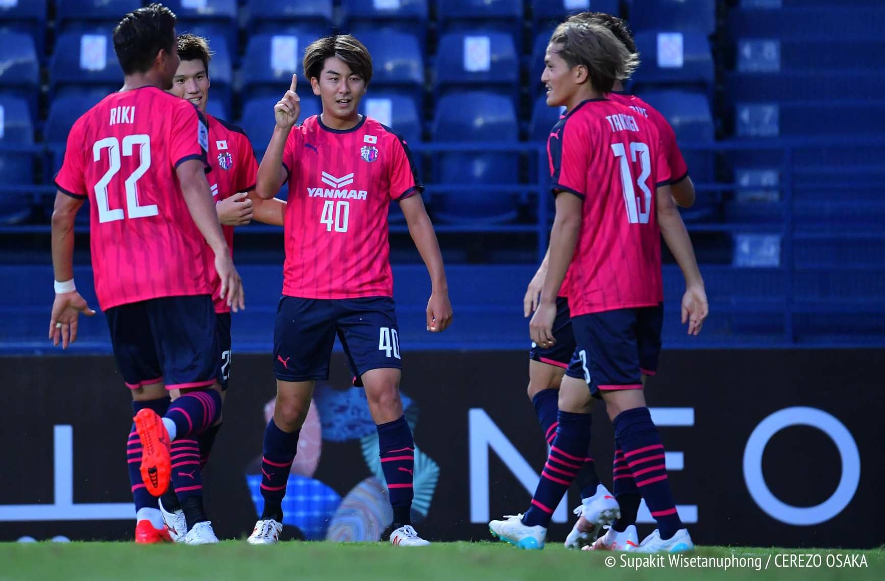 van lam ra mat afc champions league anh 6