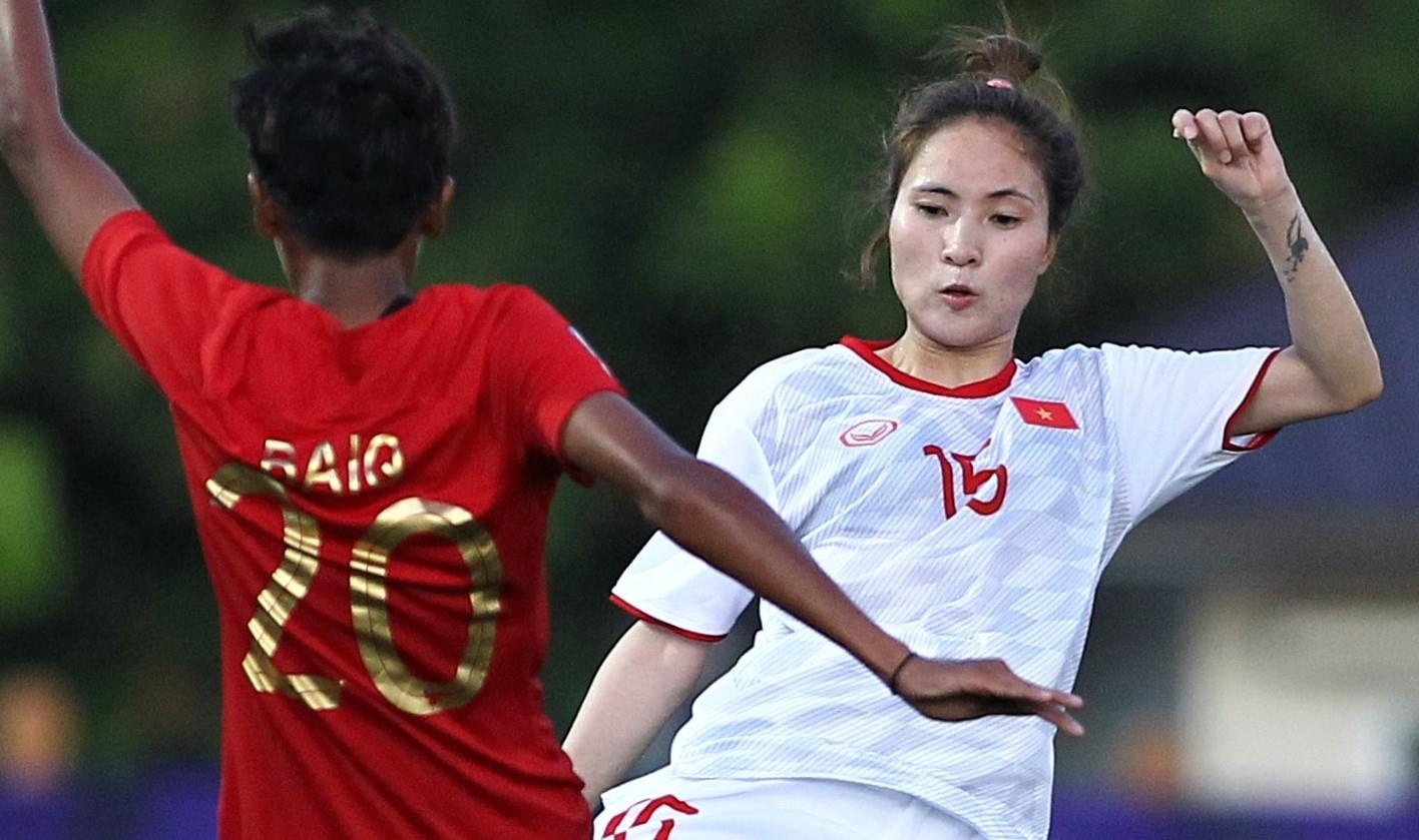 Tuyen nu Viet Nam nhan thuong 1 ty dong va 100 kg trai cay hinh anh