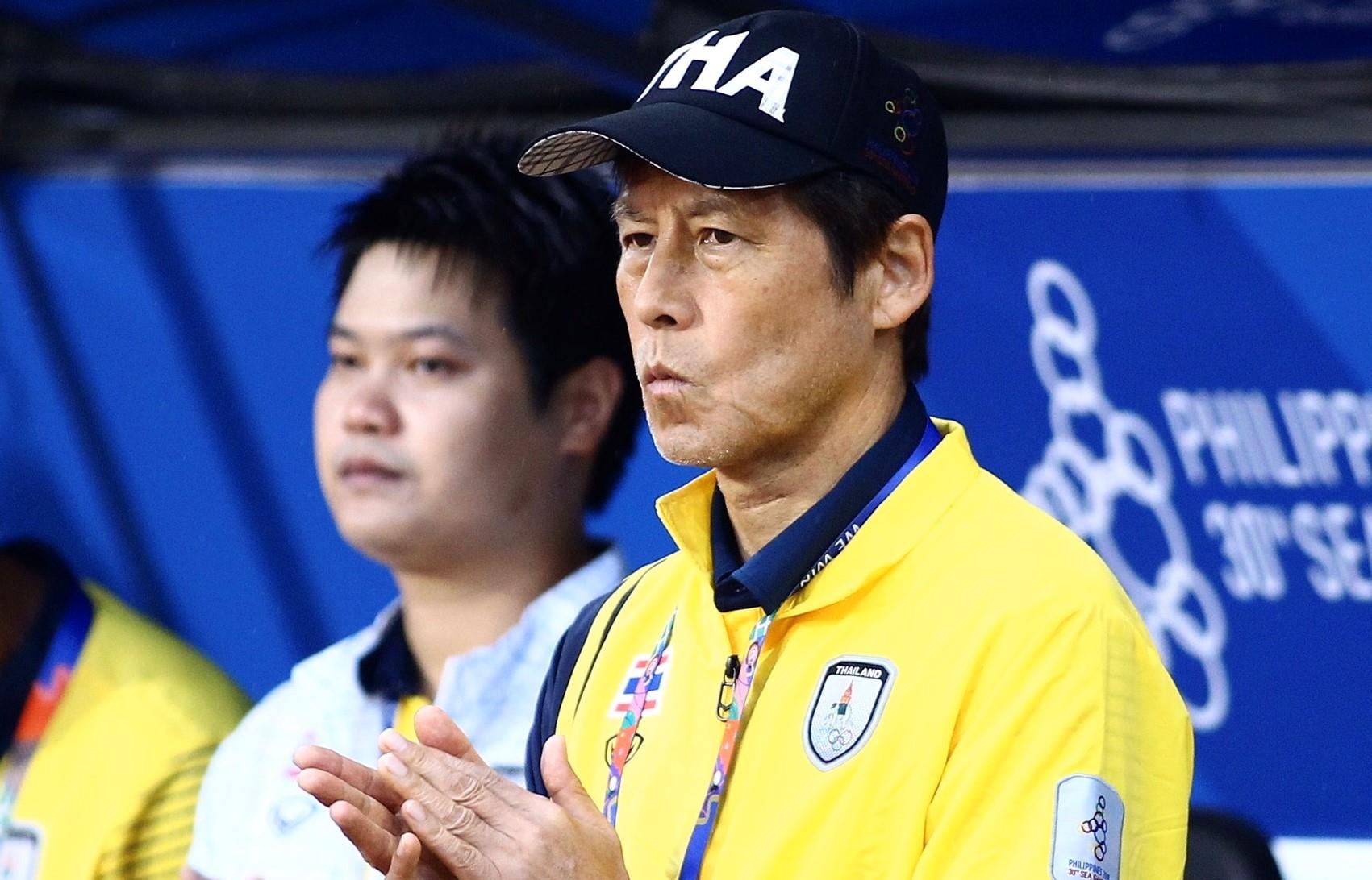 HLV Nishino mong cau thu Thai Lan co dong luc thang U22 Viet Nam hinh anh