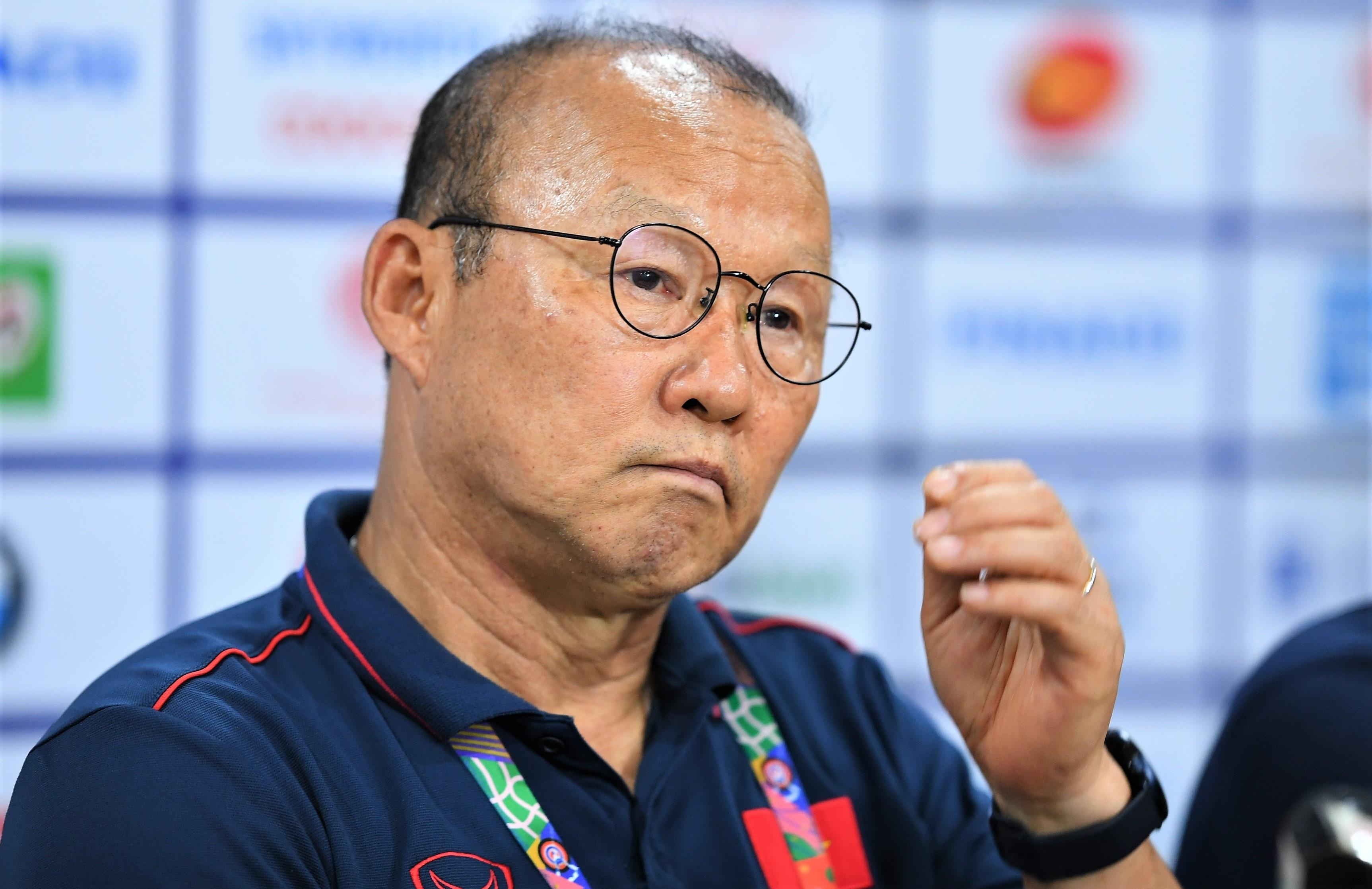 HLV Park Hang-seo: Chung toi se tan cong tong luc truoc Campuchia hinh anh