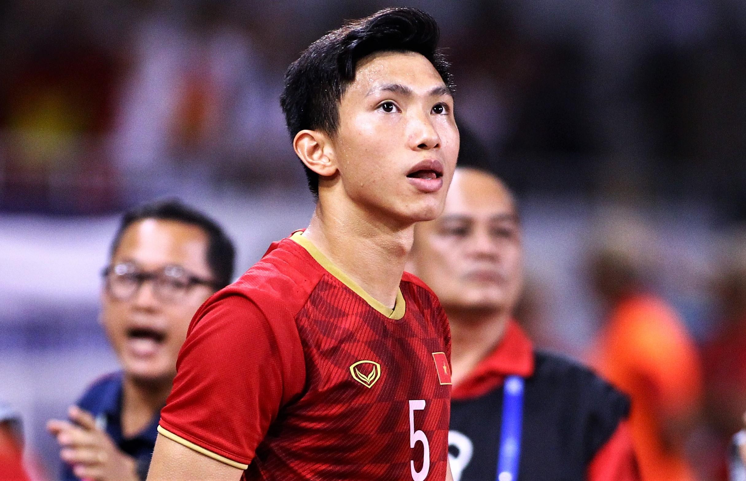 Gia ve tran U22 Viet Nam - U22 Thai Lan tang gap nhieu lan hinh anh