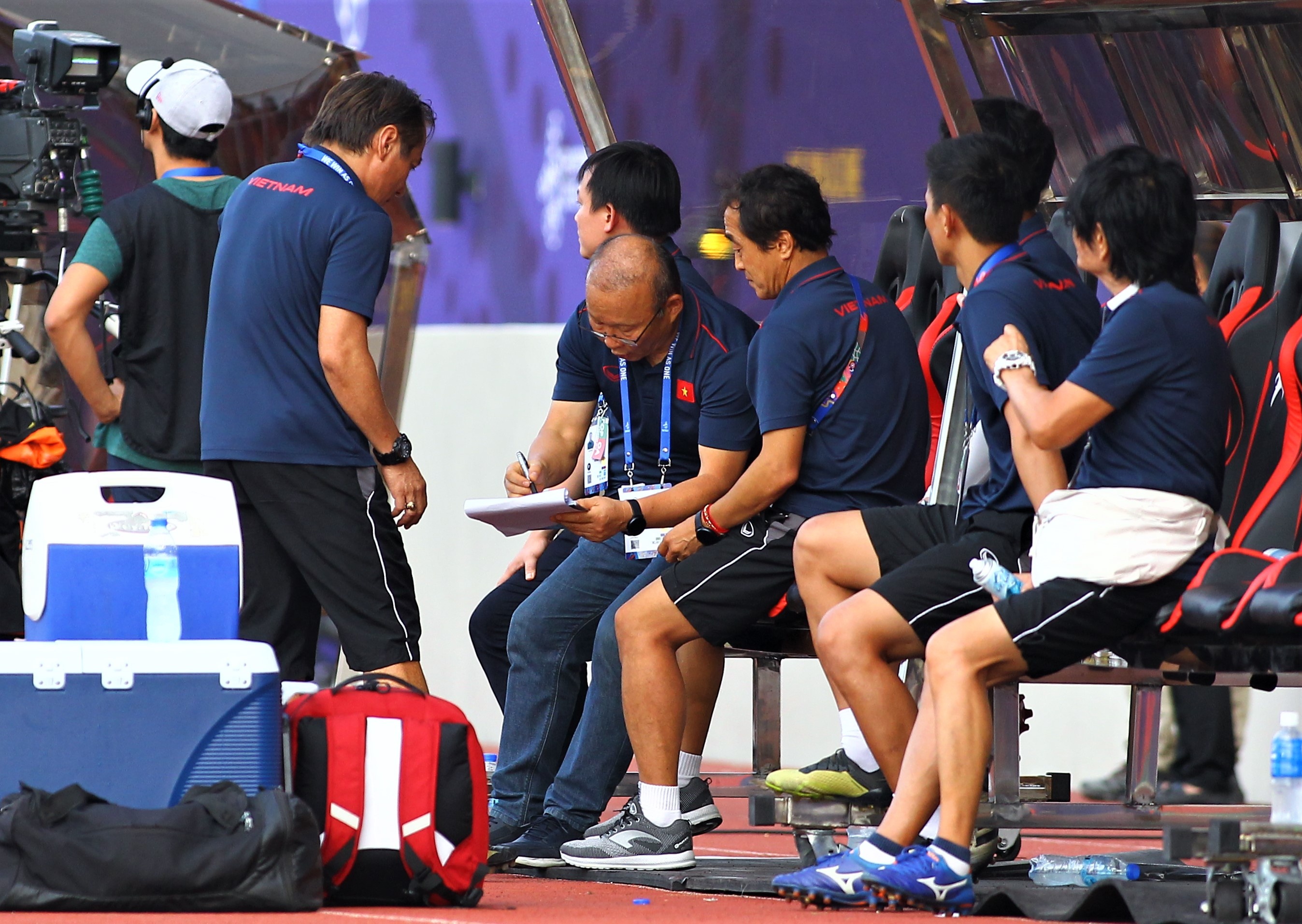 quang hải chấn thương ảnh 8 quang hai chan thuong anh 8