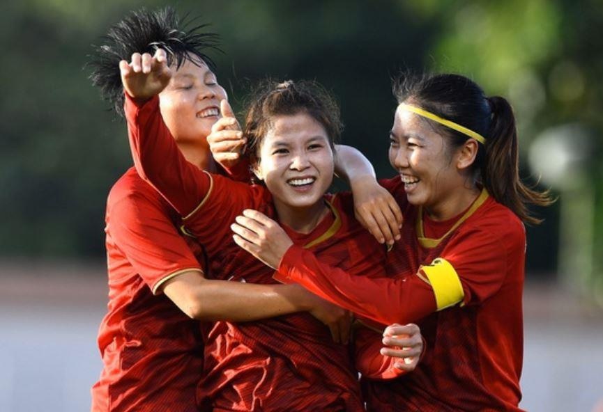 HLV Mai Duc Chung: 'Tuyen nu Viet Nam co the du World Cup' hinh anh