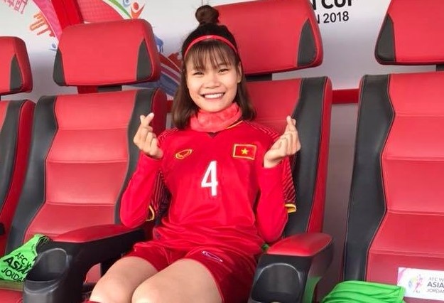 Nha vo dich SEA Games 30 giup chong ban khau trang hinh anh