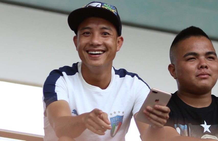 Hoang Nhat Nam giai nghe cho vo sinh con hinh anh