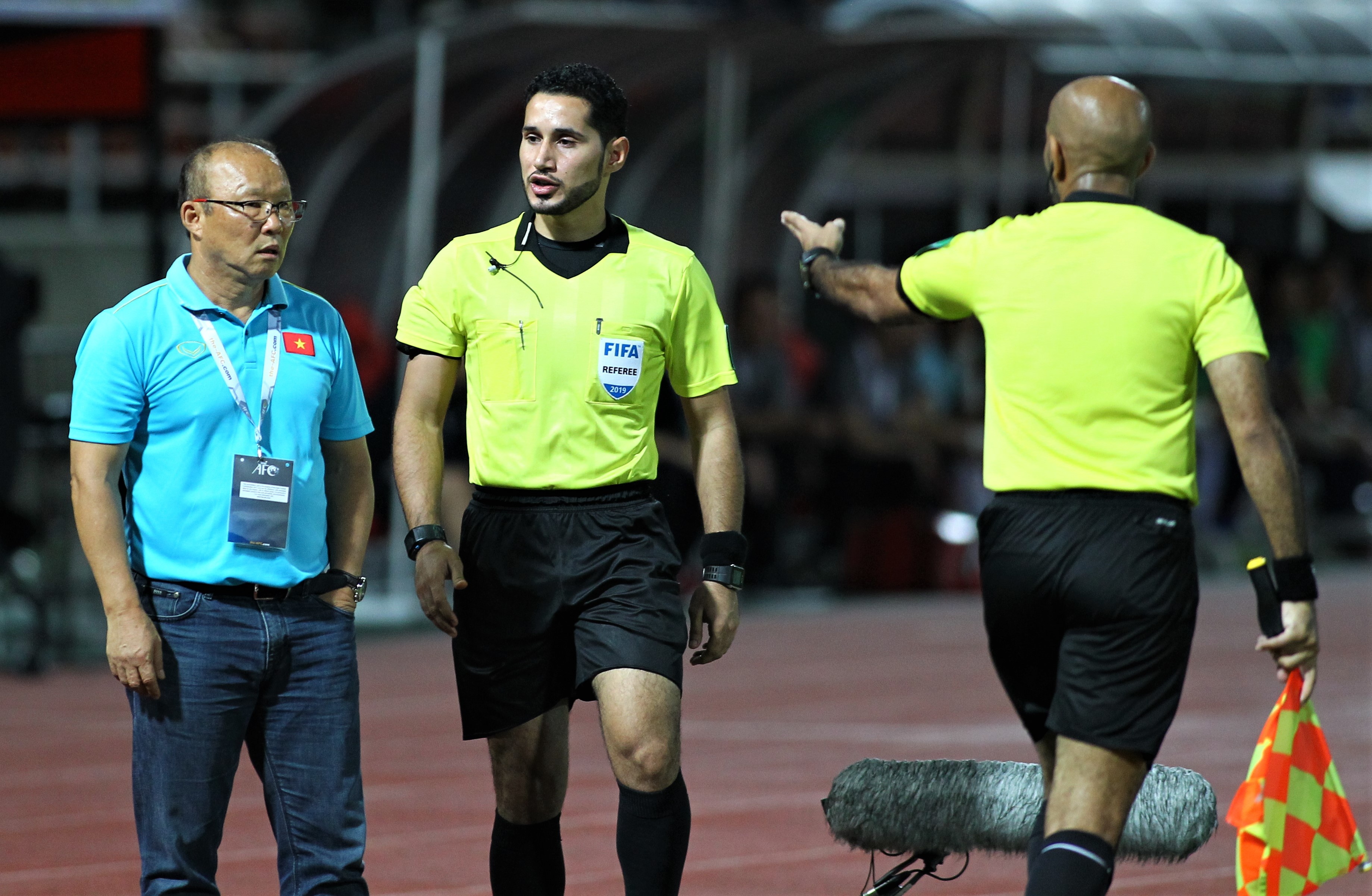 park hang seo bi afc phat anh 1