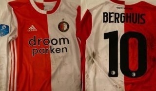 Van Hau doi duoc ao dau cua tuyen thu Ha Lan hinh anh