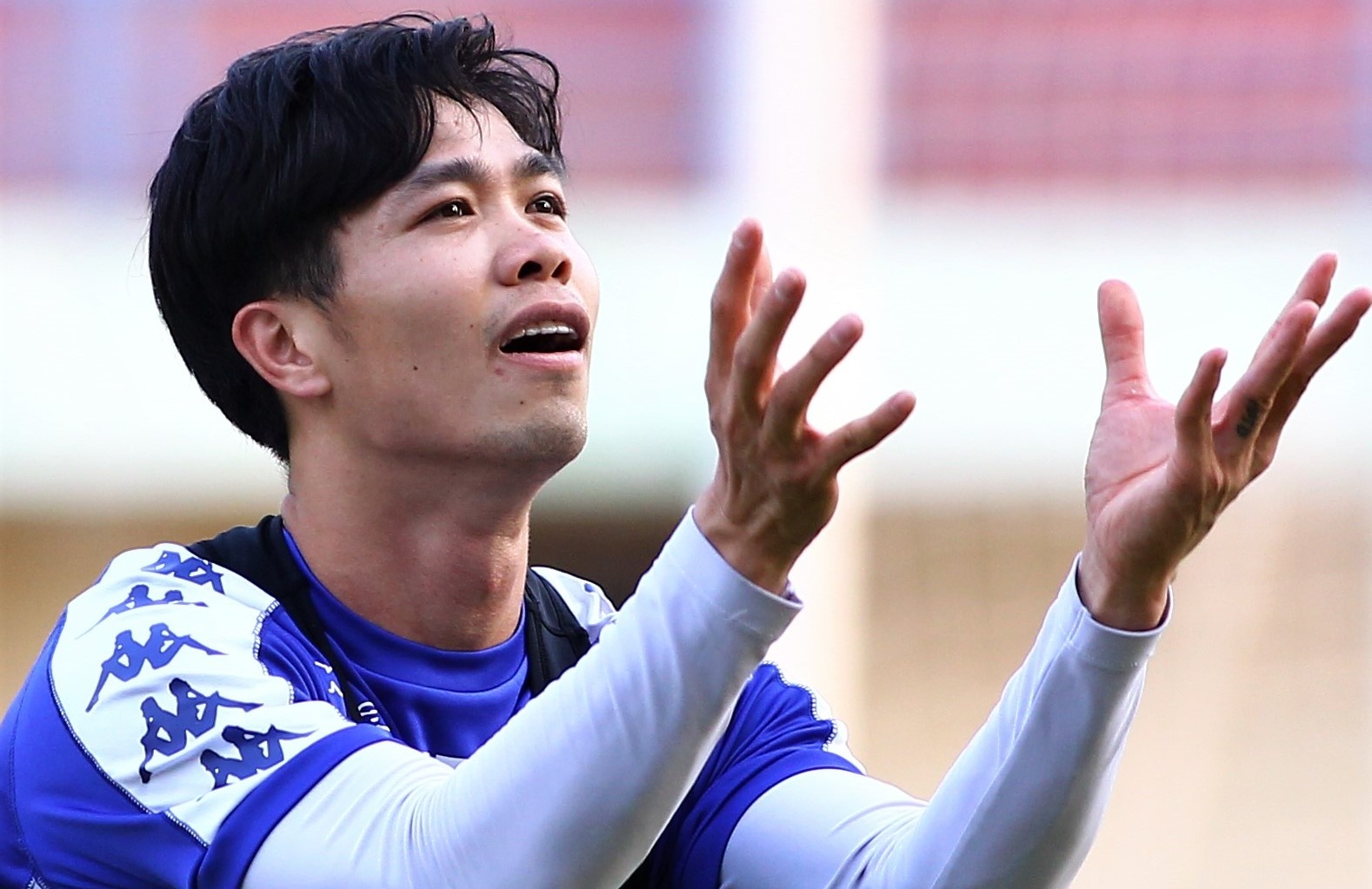 HLV Chung Hae-seong: 'Cong Phuong khong duoc uu tien o CLB' hinh anh