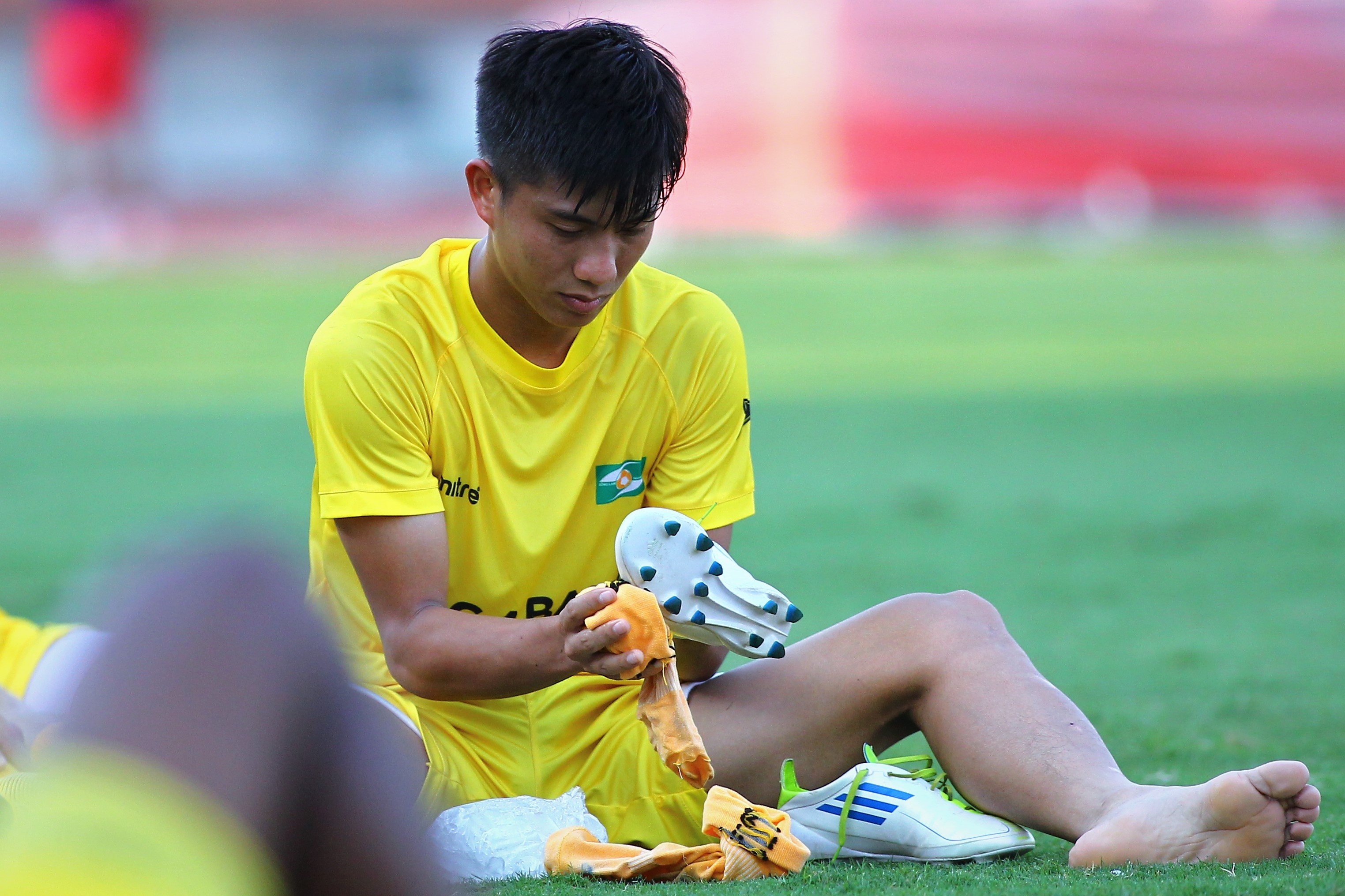 SLNA len tieng ve tuong lai Phan Van Duc hinh anh