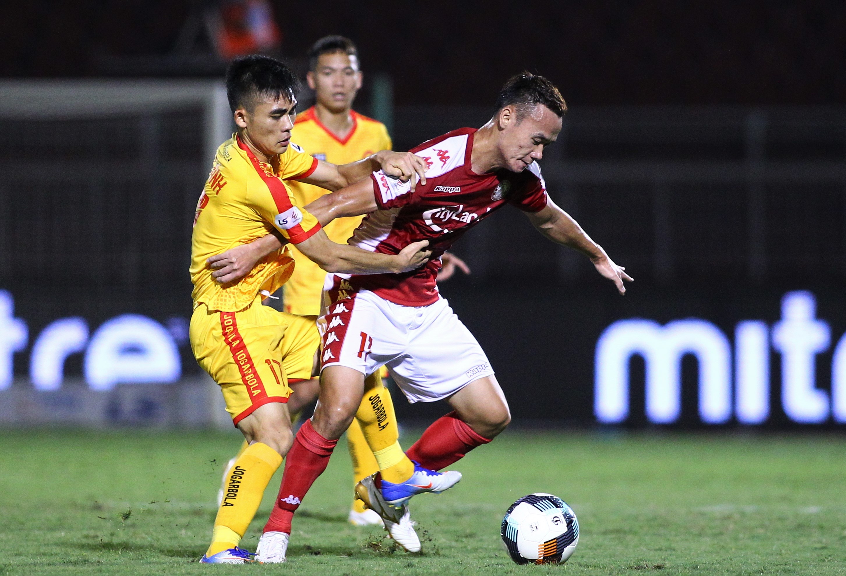 CLB TP.HCM gap Thanh Hoa anh 8