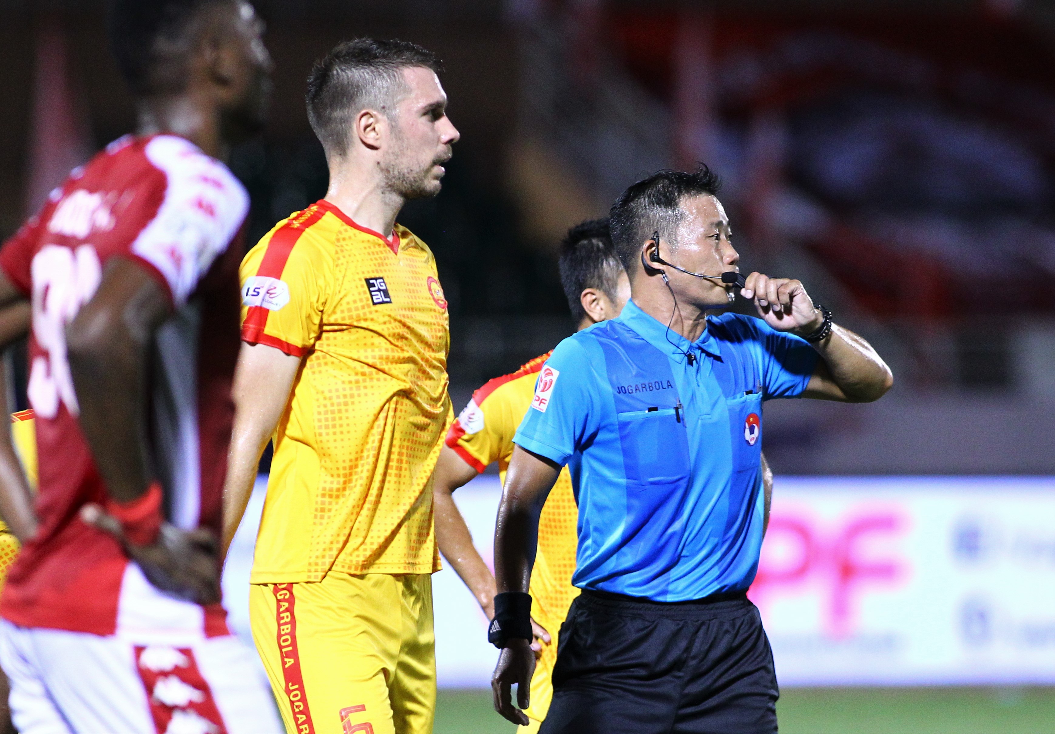 CLB TP.HCM gap Thanh Hoa anh 1