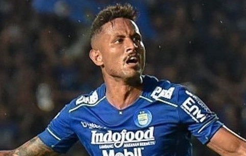 Doi thu dong vien cuu tien dao CLB Binh Duong hinh anh