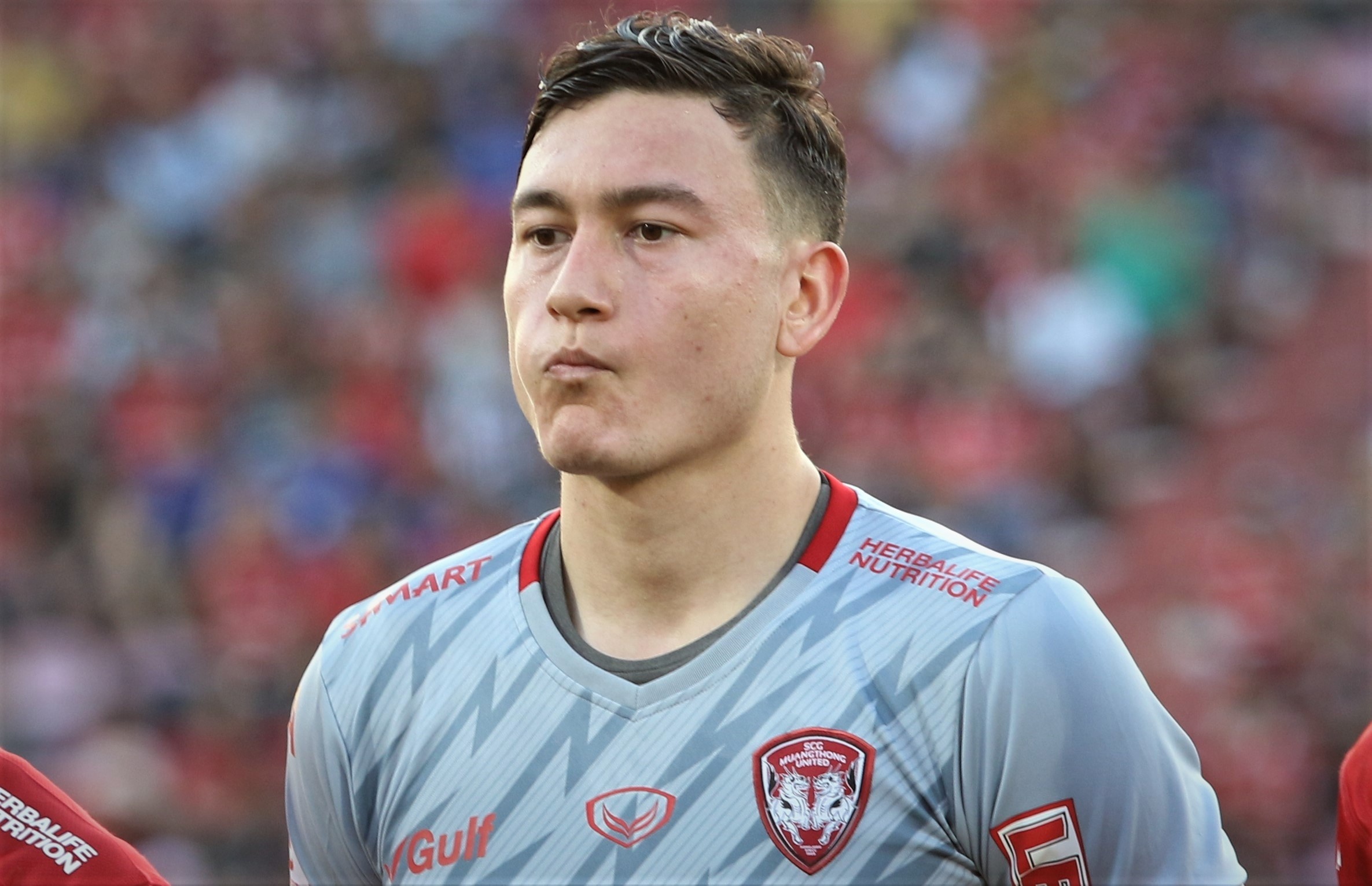 CLB TP.HCM muon mua lai hop dong cua Van Lam hinh anh