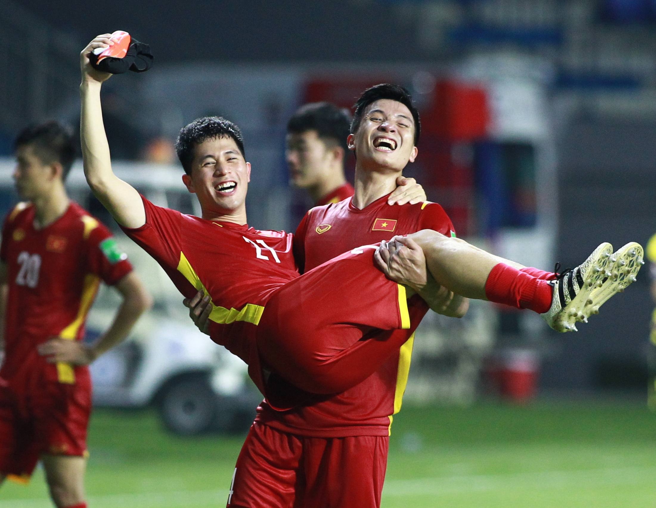 dinh trong bi loai o tran thai lan anh 1