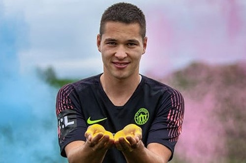 Nguoi dai dien Mohamed Salah lam viec voi Filip Nguyen hinh anh