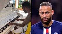 Neymar tap danh dan piano khi cach ly o Brazil hinh anh
