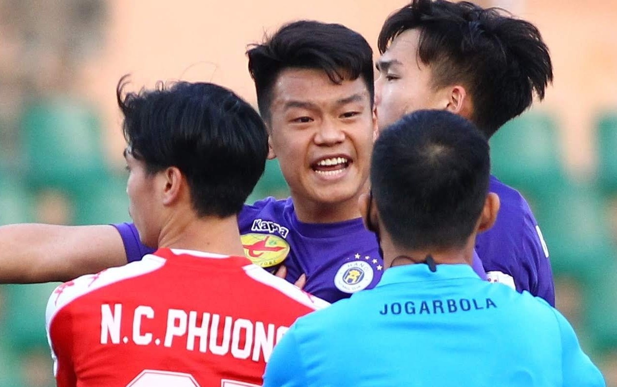 V.League co the giam so tran dau mua nay hinh anh