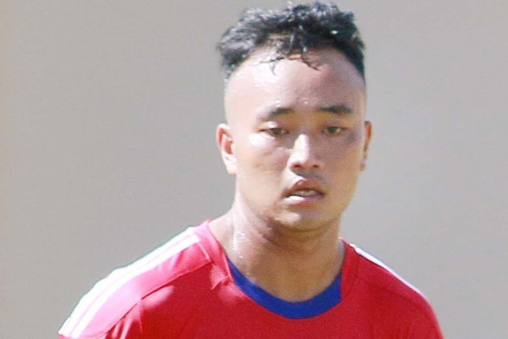 11 cau thu Dong Thap bi FIFA cam thi dau toan the gioi hinh anh