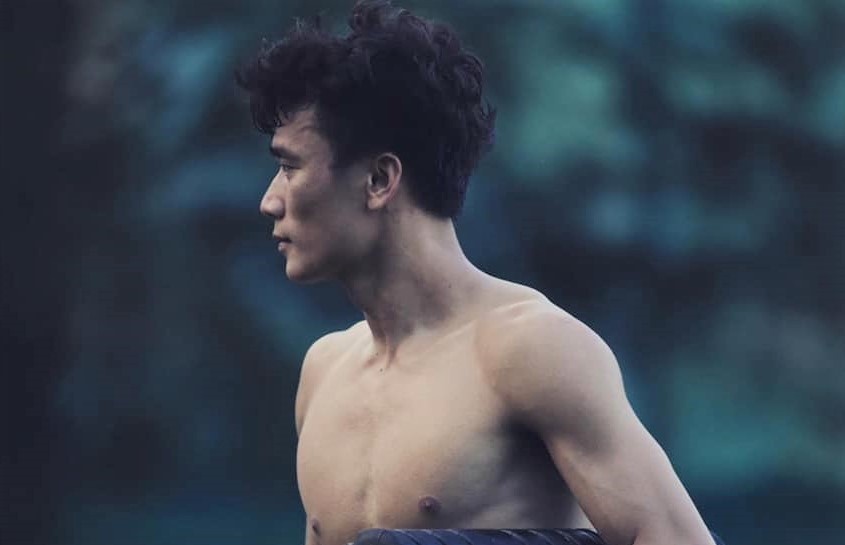 Thu mon Bui Tien Dung hai long voi co the san chac hinh anh