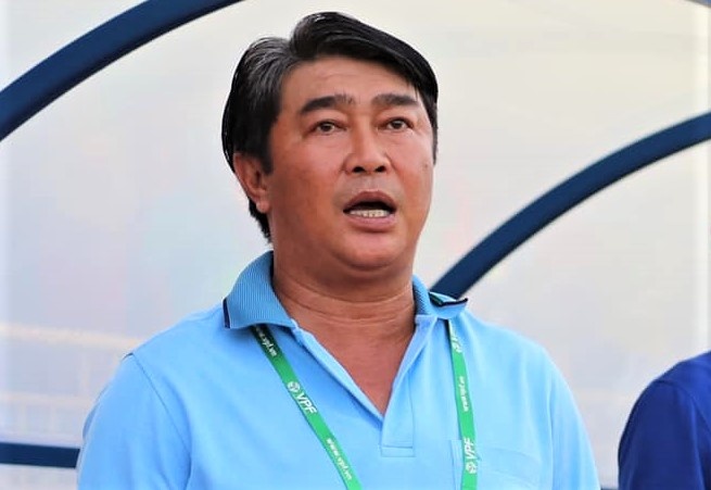 HLV Tran Minh Chien va 2 tran thang lich su cua CLB Ba Ria - Vung Tau hinh anh