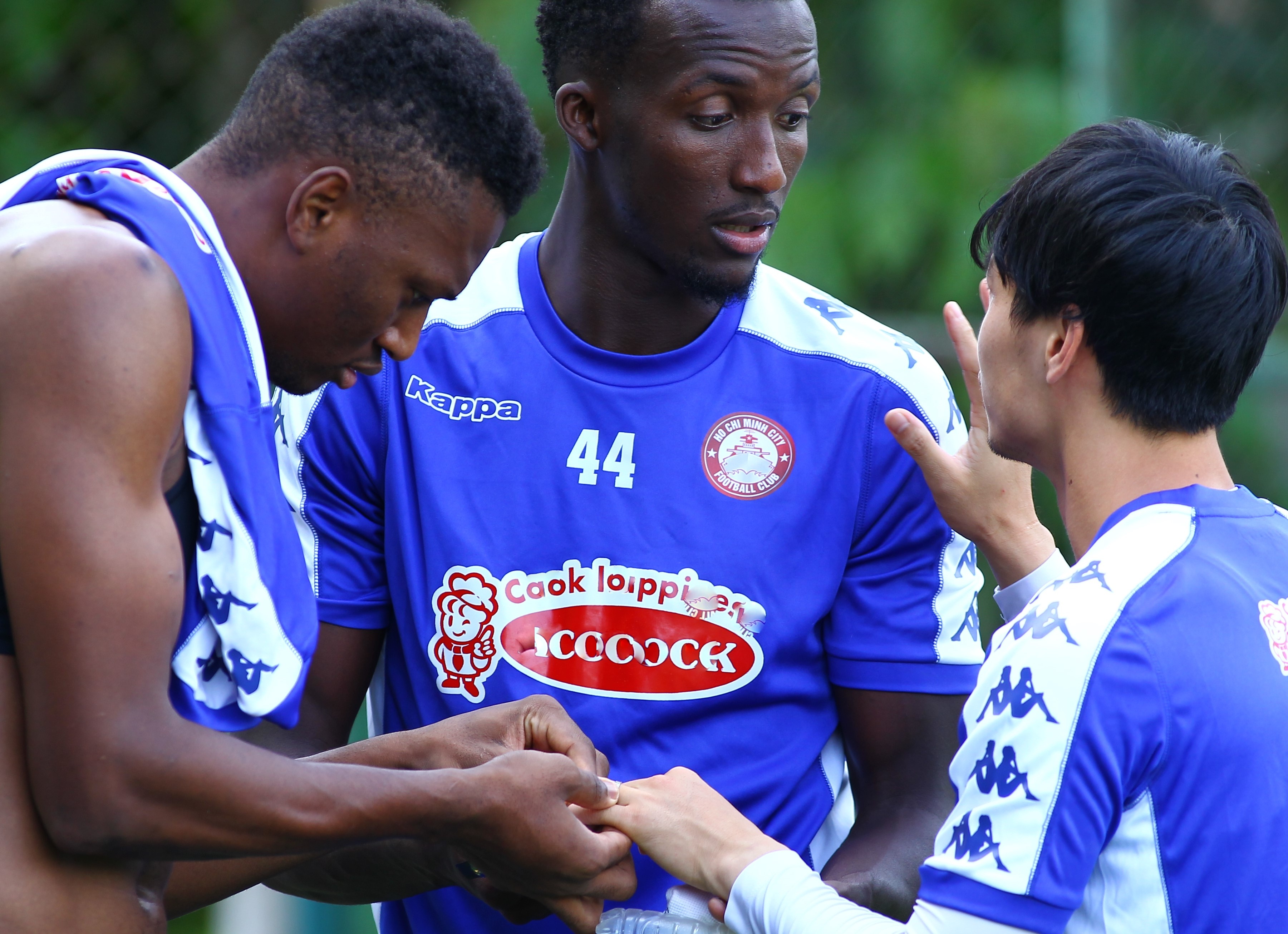 cong phuong dam hoi anh 1