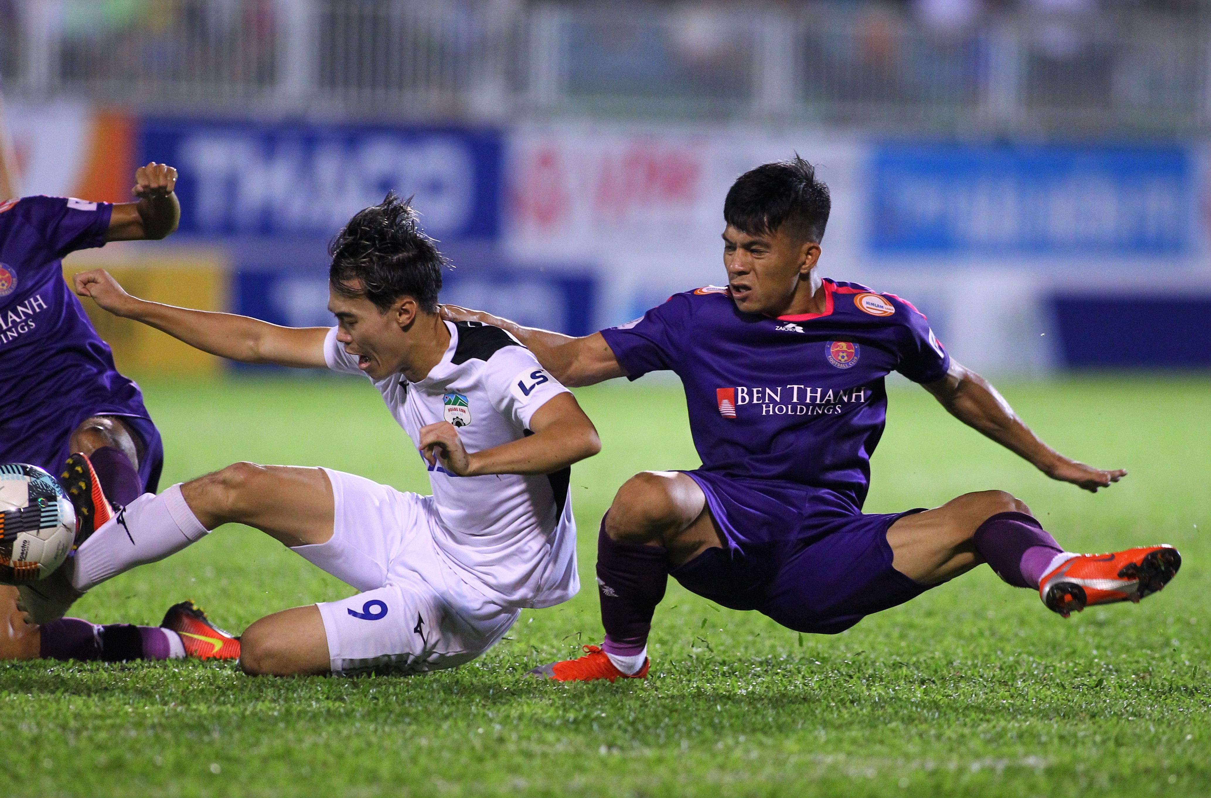 hoang anh gia lai anh 6