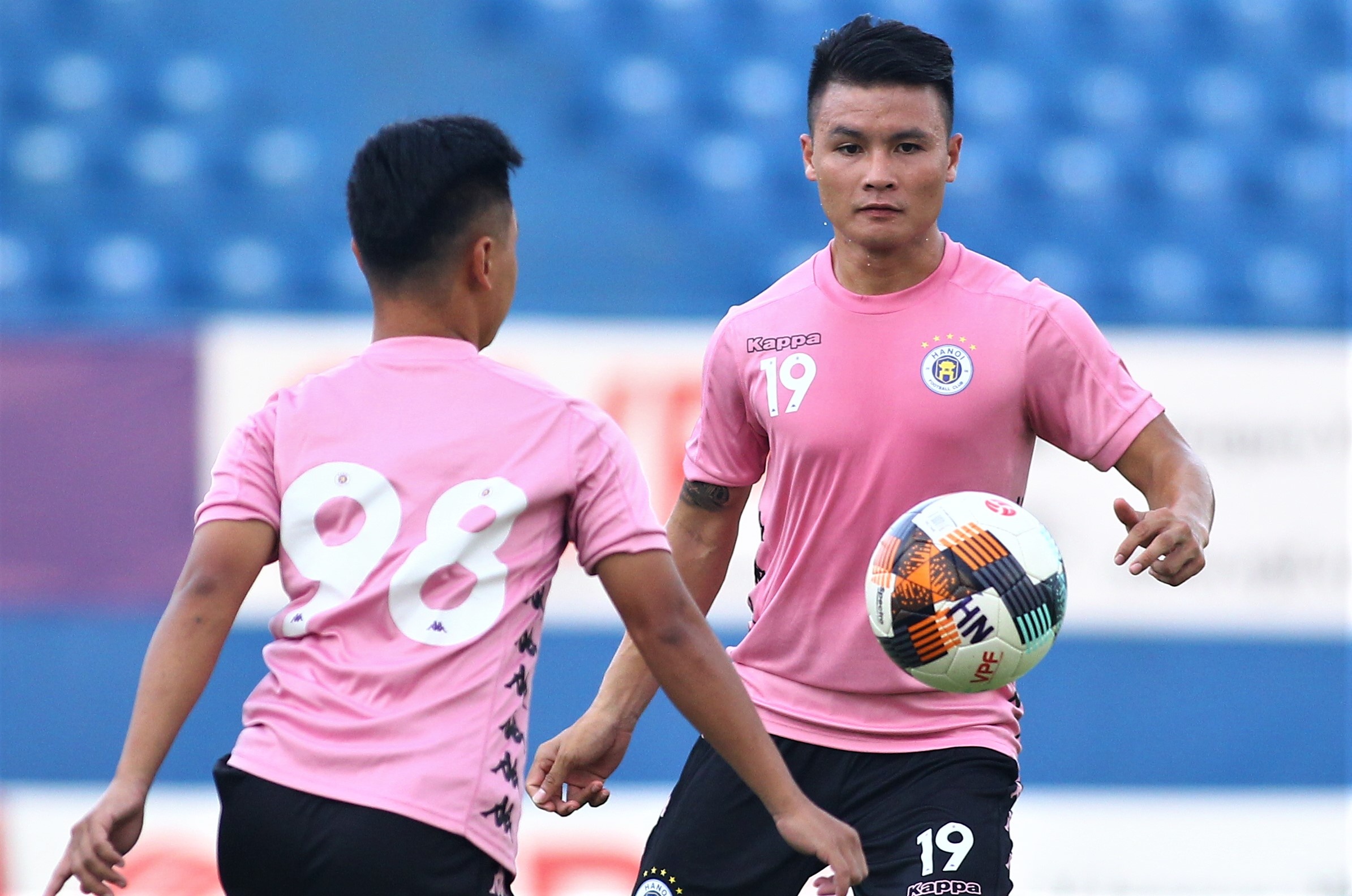 Quang Hai va CLB Ha Noi dam phan anh 1