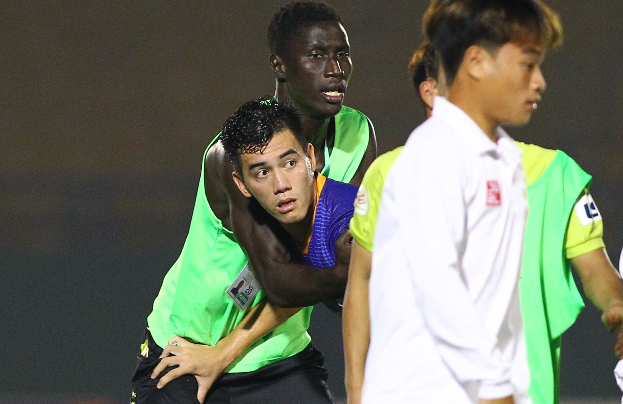 tien linh va cham cong phuong anh 7