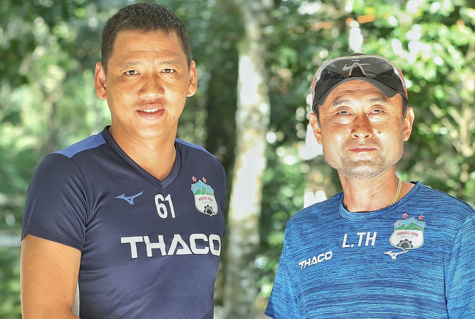 Anh Duc den HAGL, hoi ngo HLV Lee Tae-hoon hinh anh