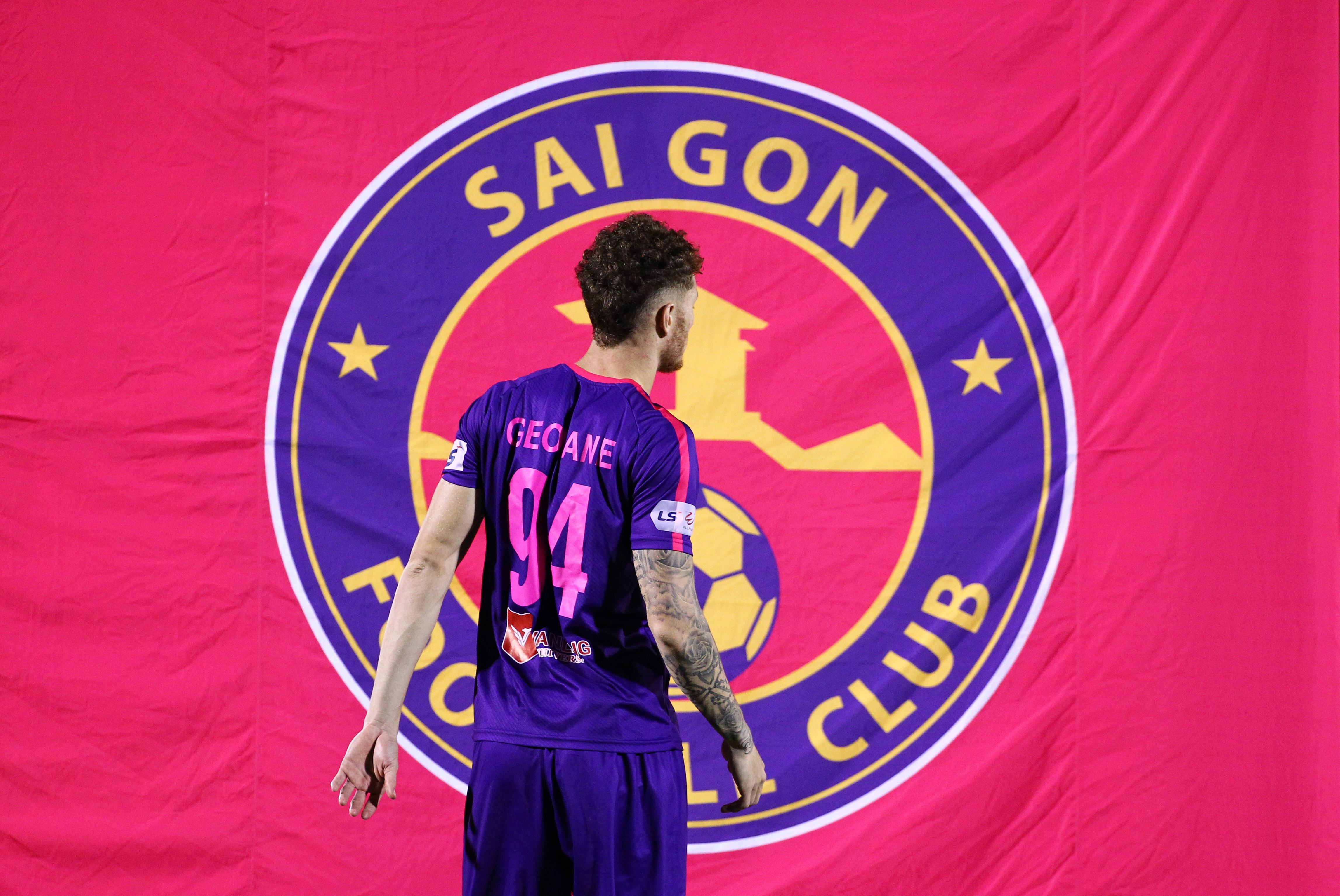 clb sai gon bat bai anh 1