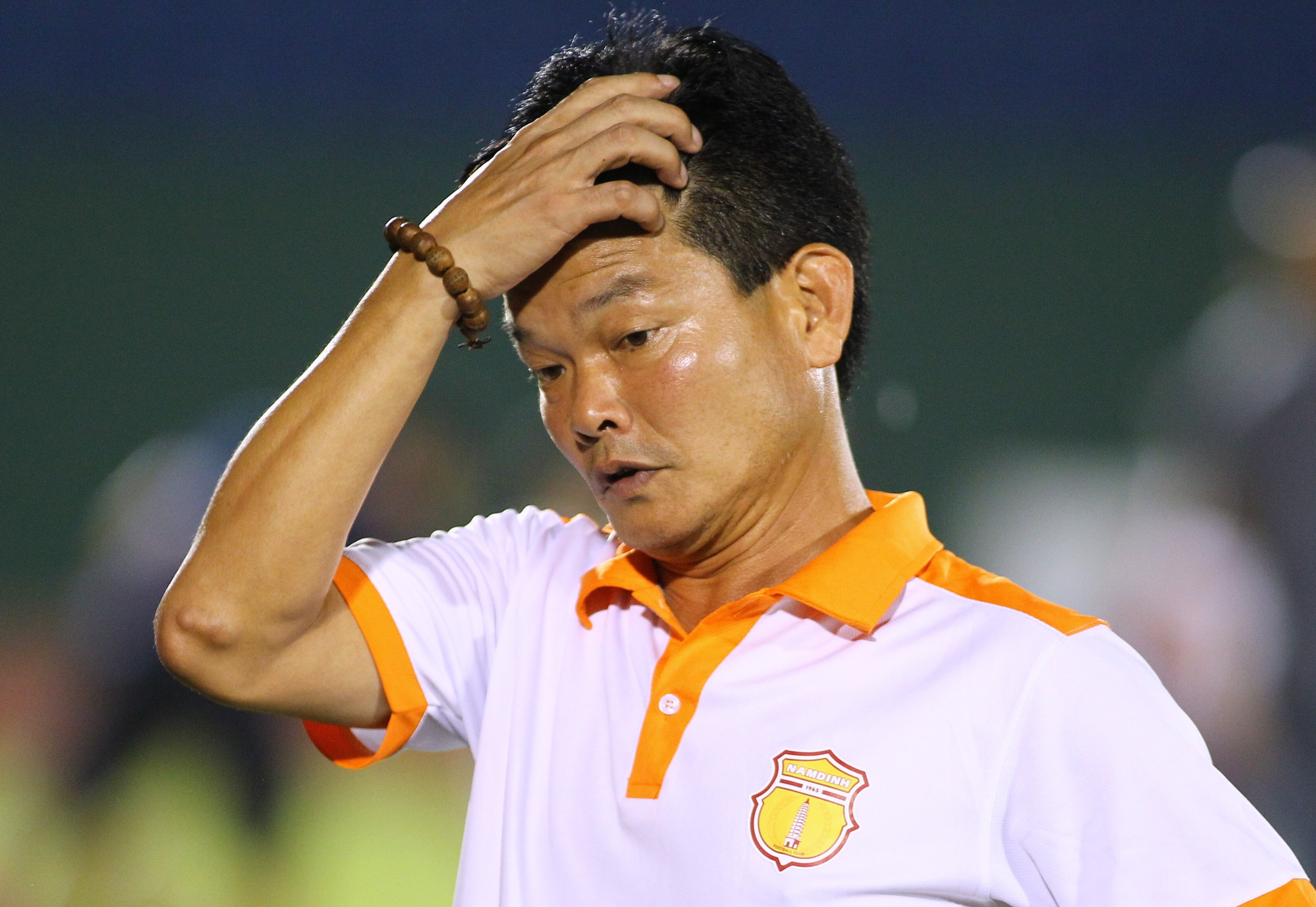 GDKT Nguyen Van Sy: 'CLB Nam Dinh chap nhan bo V.League' hinh anh