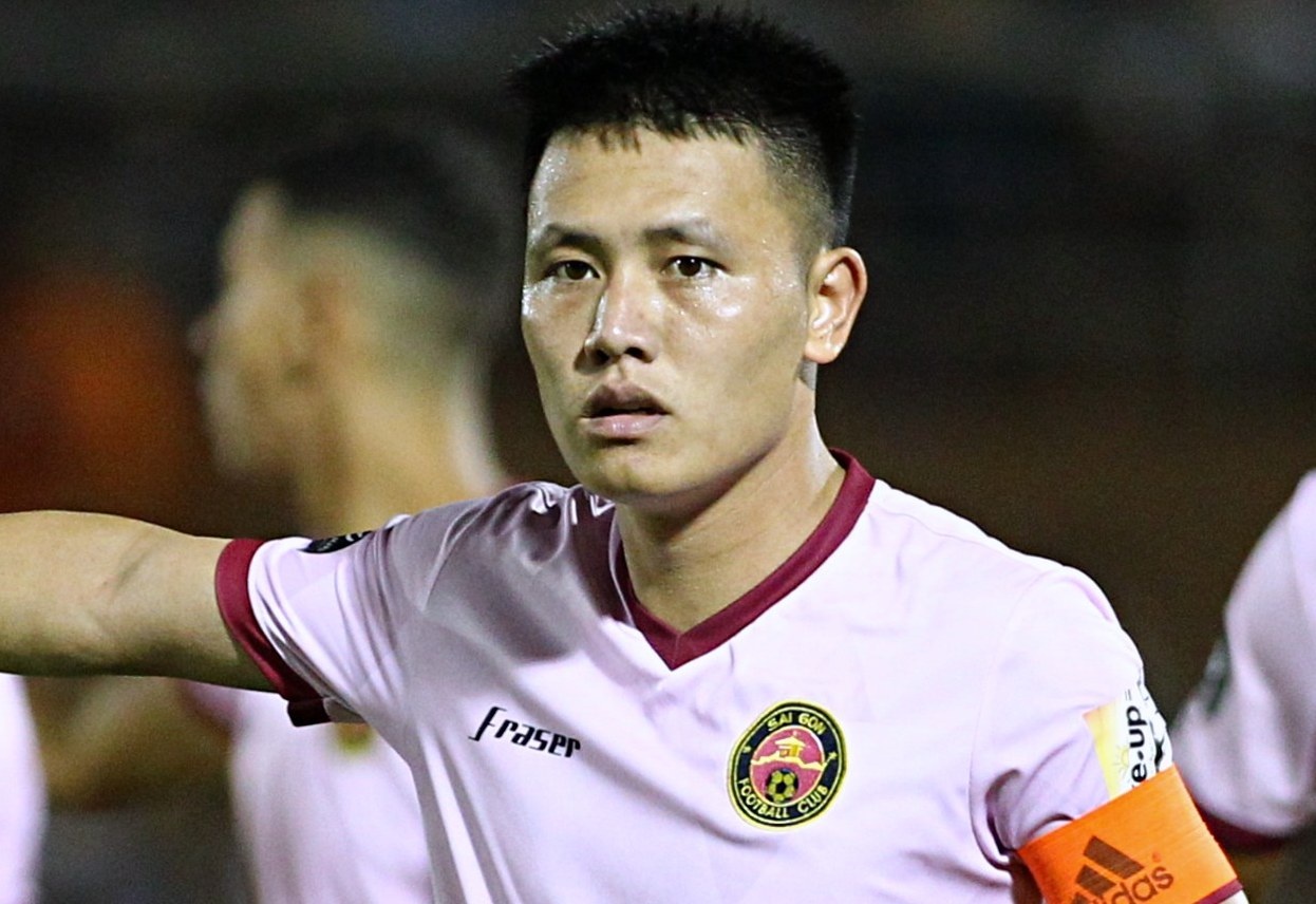 CLB Sai Gon de cau thu dau tien ra di hinh anh