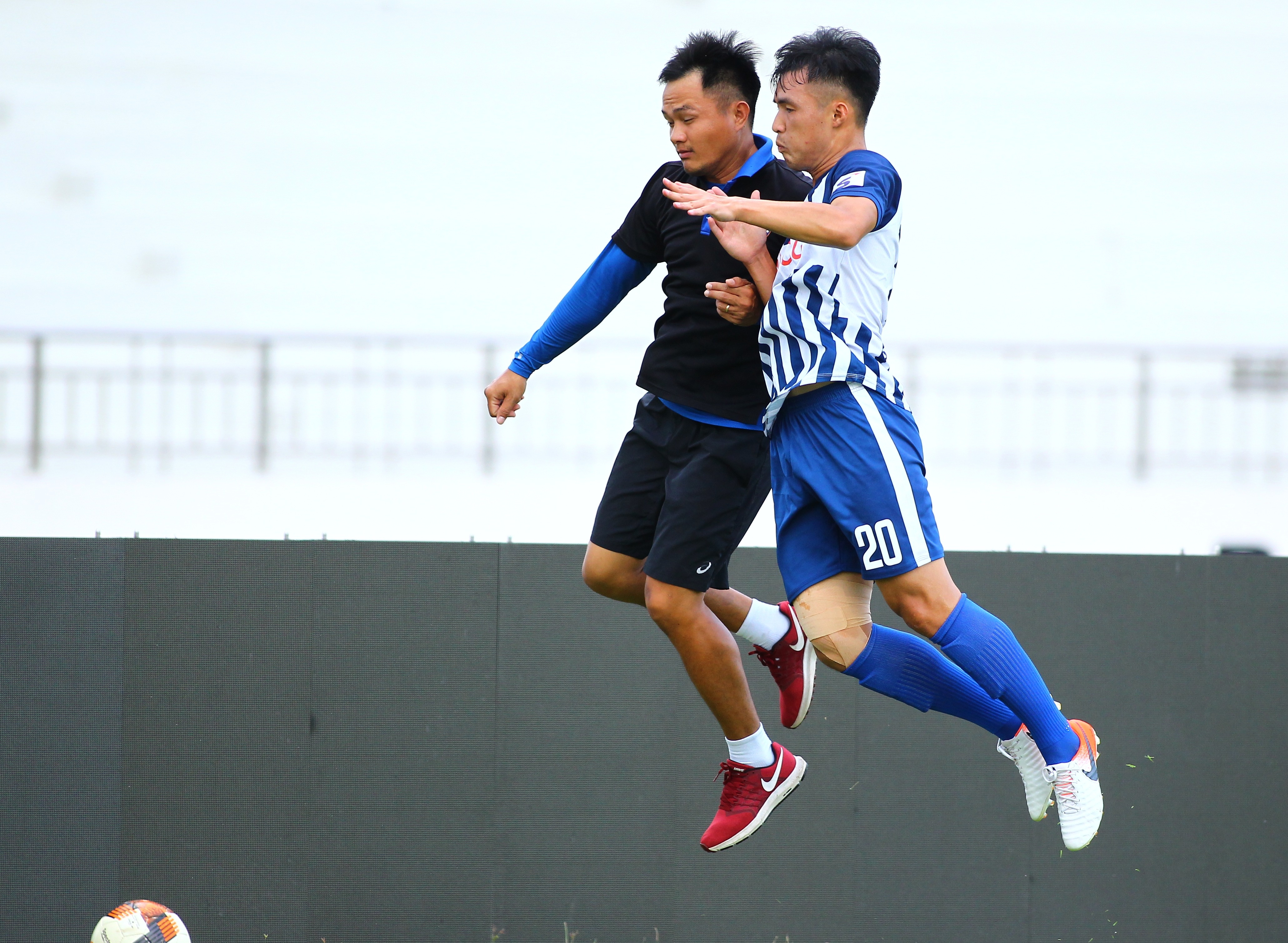 le minh binh lo hen cong phuong anh 5