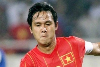 Minh Phuong duoc moi lam tro ly HLV Huu Thang hinh anh