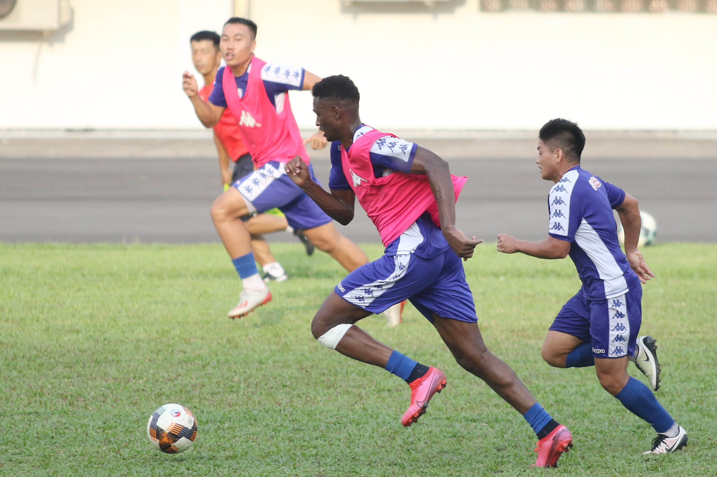 cong phuong da cup quoc gia anh 4