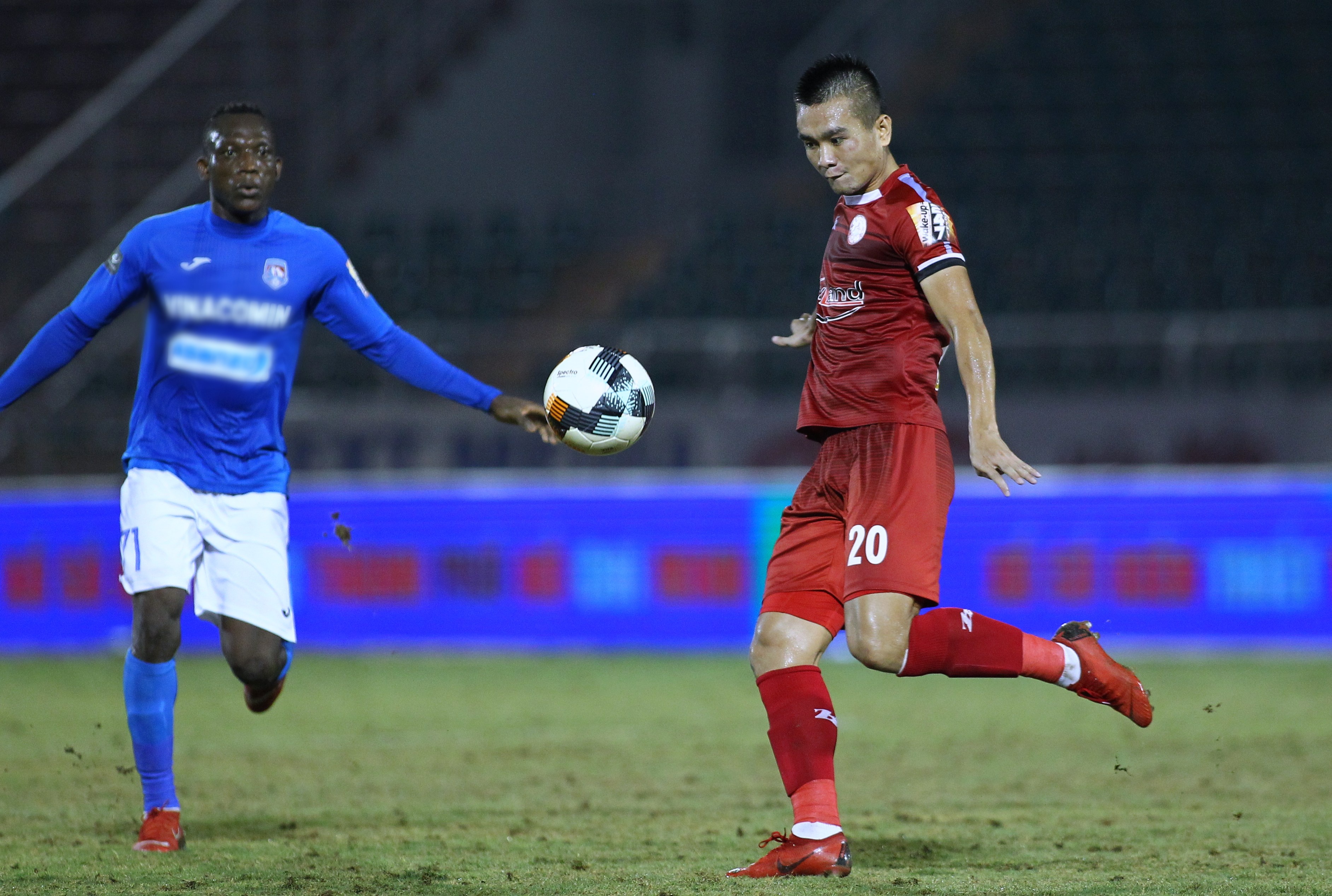 cuu trung ve viet nam vu ngoc tthinh anh 1