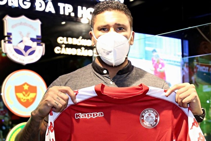 CLB TP.HCM chieu mo thanh cong 2 ngoai binh tien ty hinh anh