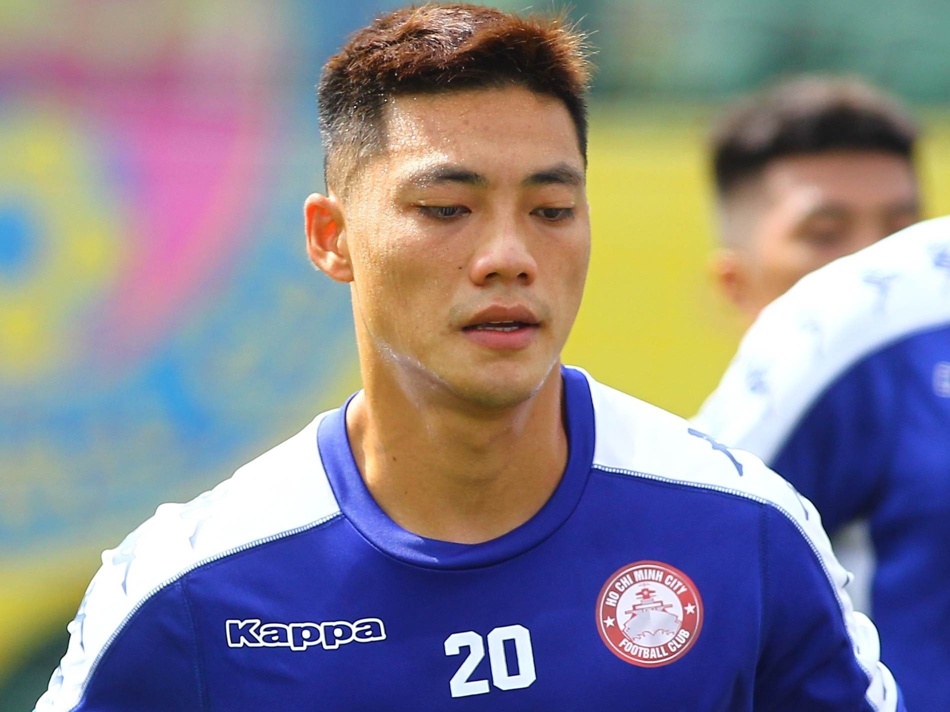 Cong Phuong vang mat khi CLB TP.HCM ra mat 3 tan binh hinh anh