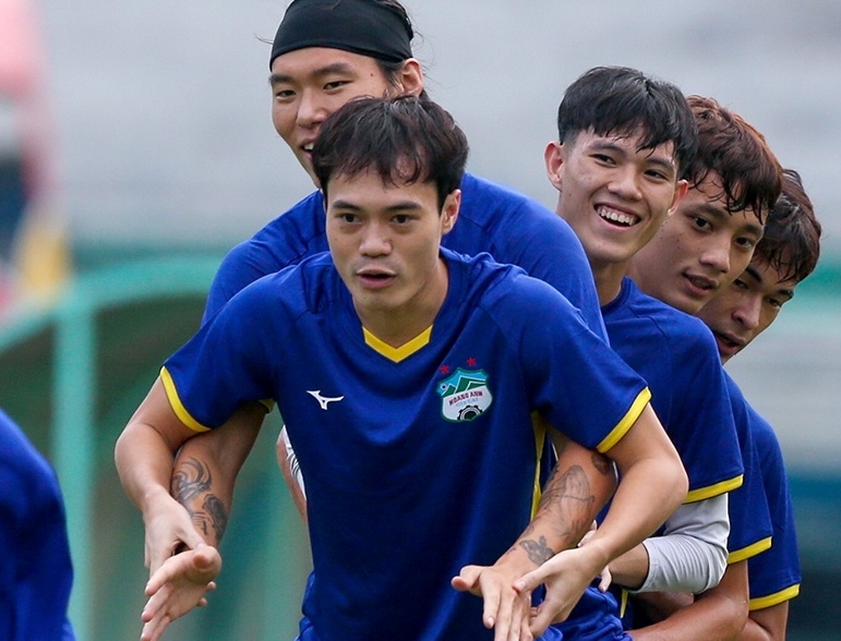 HLV Han Quoc: 'Van Toan co the choi o K League 1' hinh anh