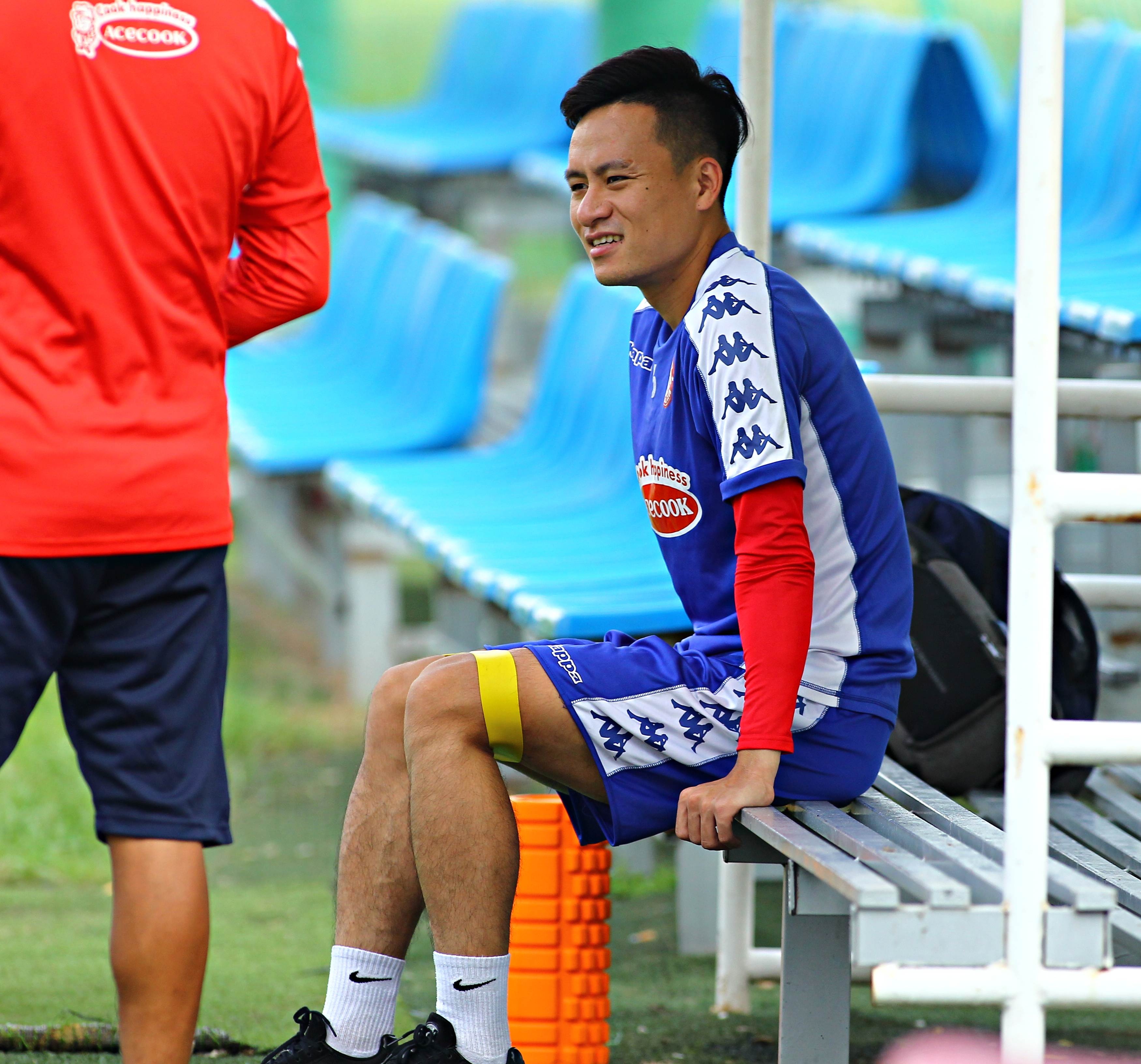 cong phuong vang tap clb tp.hcm anh 7